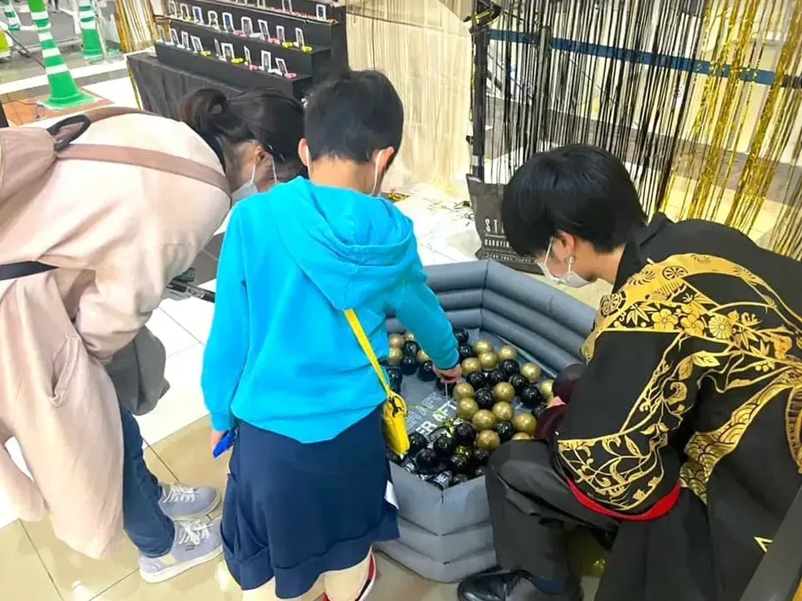 ブラック縁日